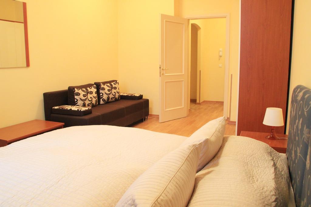 City Lounge Crown Hotel Praga Quarto foto